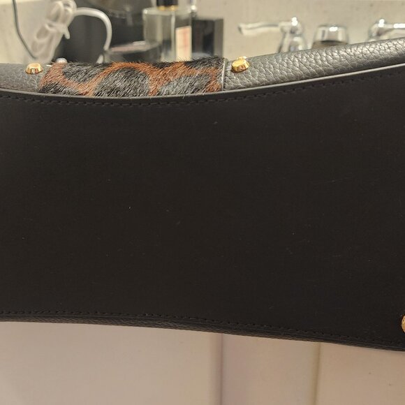 Michael Kors Voyager Bag - Picture 8 of 8